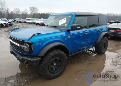 2023 Ford Bronco Wildtrak z USA, uszkodzony, nr VIN 1FMEE5DP4PLB12414